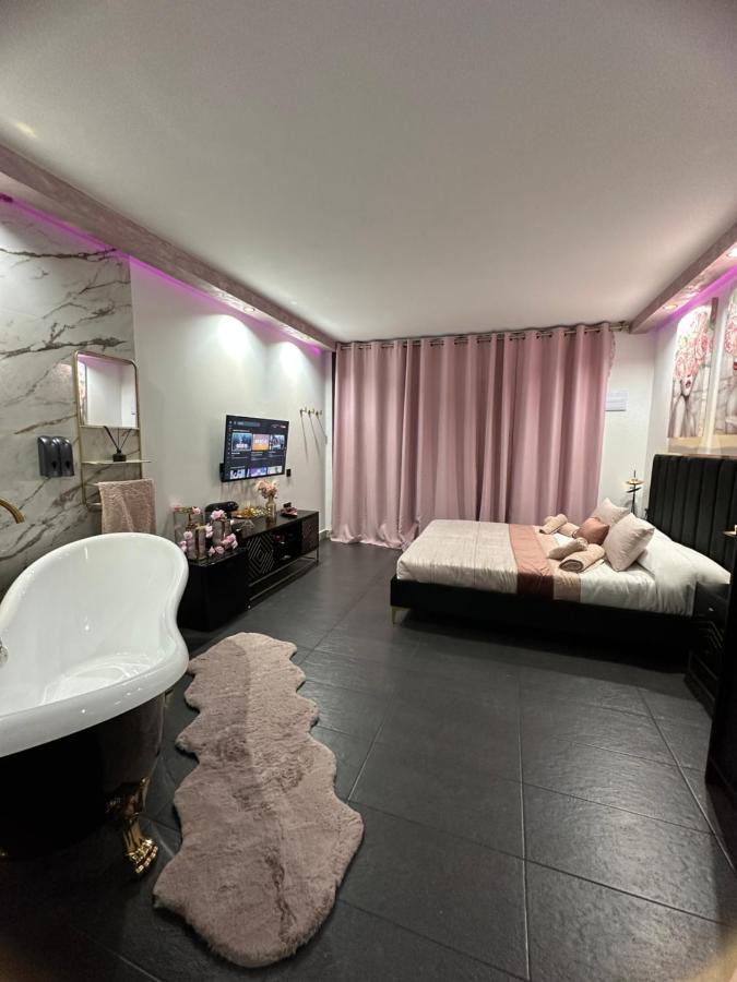 Habitacion Luxury Love Sant Carlos de la Ràpita Екстериор снимка